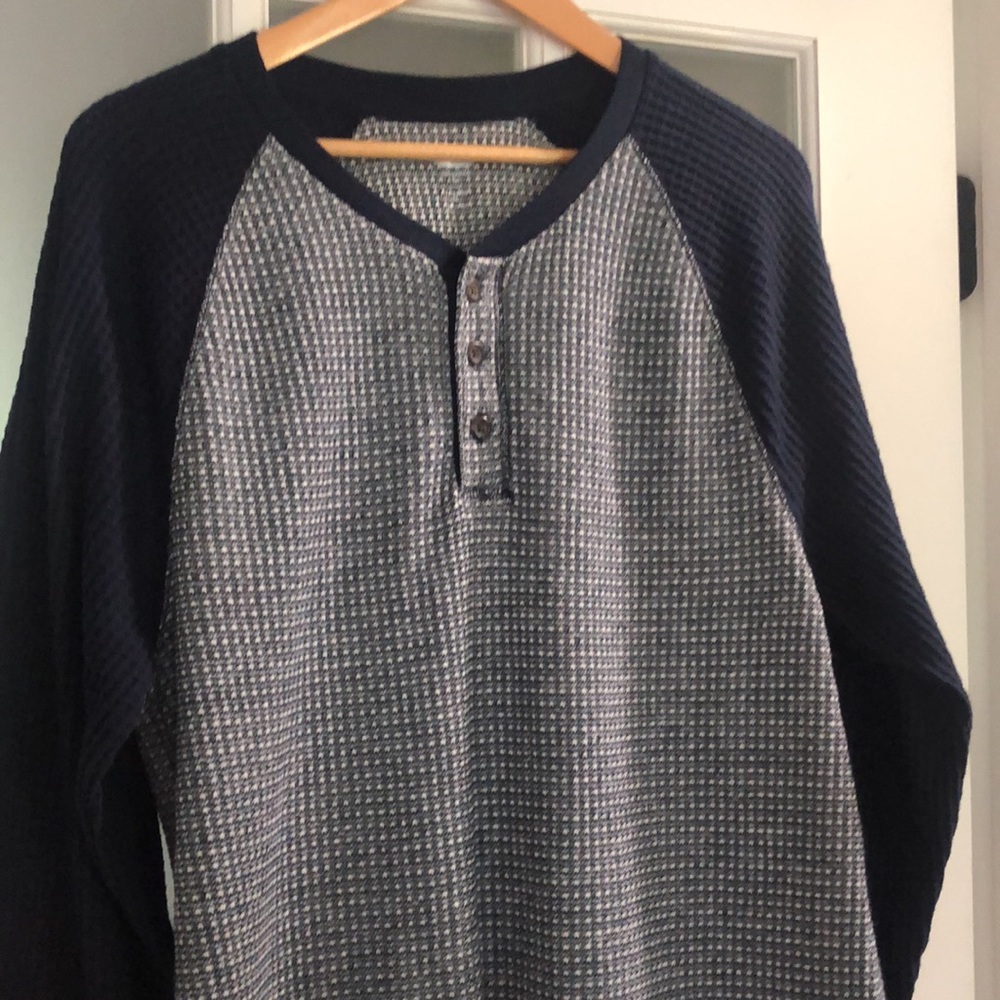 Mens thermal style top - Picture 2 of 5
